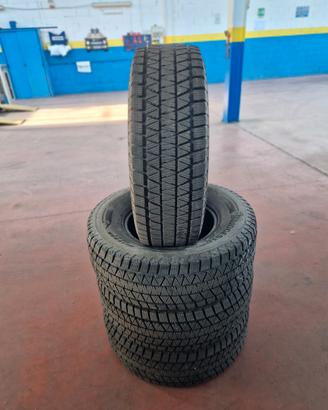 Gomme 265 70 16 