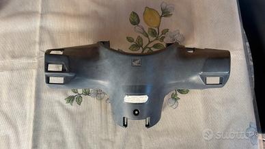 SCOCCA MANUBRIO POSTERIORE STRUMENTAZIONE HONDA SH