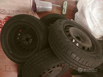 4 cerchi in ferro grande punto 