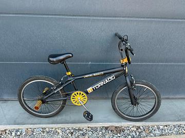 BMX 20’’ Royal Bugatti Tornado nera/oro