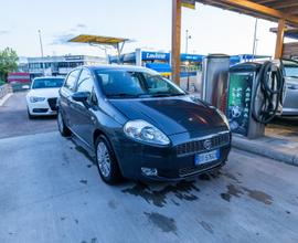 FIAT GRANDE PUNTO 1.3 mjt (OK NEOPATENTATI)