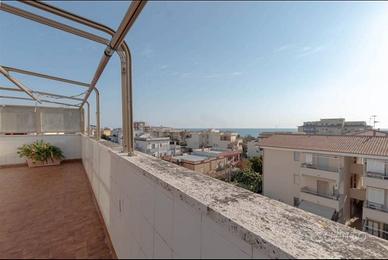 Attico / Mansarda di 188 m² con 3 locali a Anzio