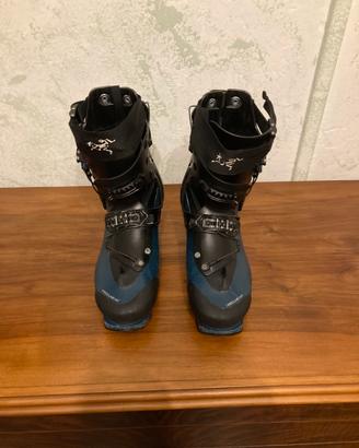 Scarponi sci alpinismo Arc’Teryx tg.29