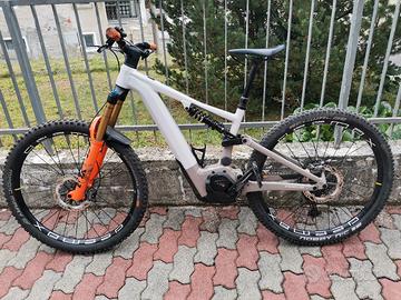 E-bike Focus Sam2 6.9