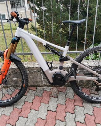 E-bike Focus Sam2 6.9