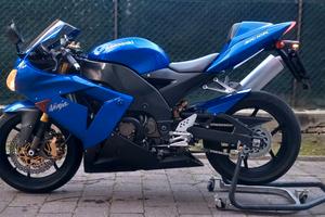 Kawasaki ZX10R 2004