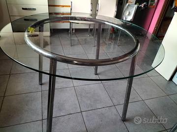 Tavola da cucina ín vetro