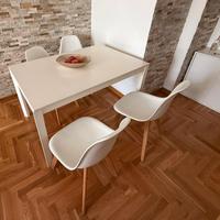 Set Pranzo Moderno - Tavolo + 4 Sedie Design