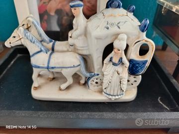 Rara Carrozza Vintage Capodimonte – Porcellana Bia