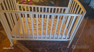 Lettino con materasso, marca Pali