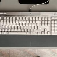 Corsair K70 PRO Tastiera