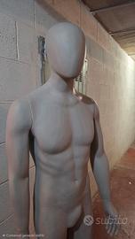 Manichino stilizzato