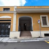 Abitazione storica con giardino, lastricato solare