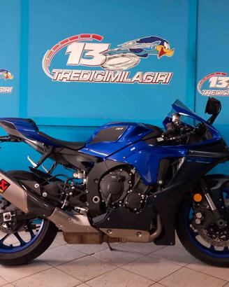 YAMAHA YZF R1