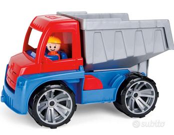 Escavatore e camion NUOVI