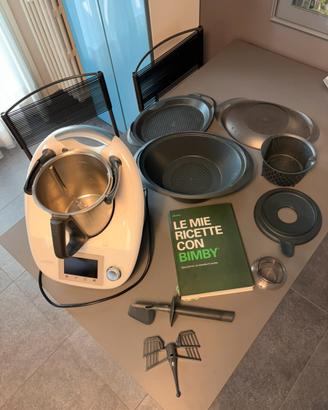 Vorwerk Bimby TM5 completo di accessori