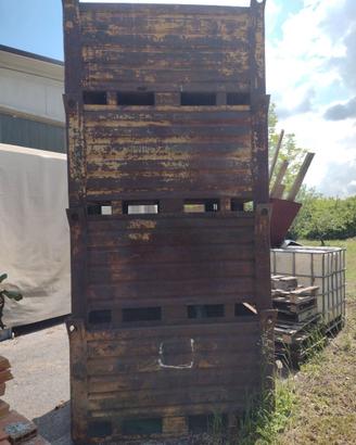 Cassoni contenitori in ferro