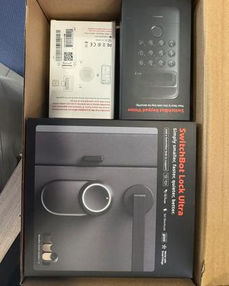 SwitchBot Lock Ultra Vision Combo (come nuova)