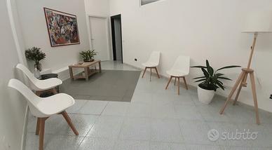 Stanza in studio per professioni sanitarie