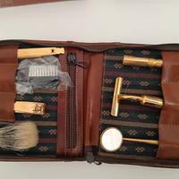 set da viaggio da barba vintage Nikolai Piquadro