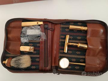 set da viaggio da barba vintage Nikolai Piquadro