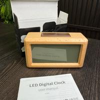 Orologio Digitale LED in Legno