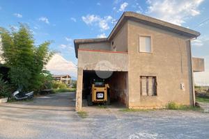 CASA INDIPENDENTE A SAN NICOLA ARCELLA