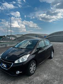 Peugeot 208 82 CV – 80.000 km