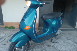 Vespa 50
