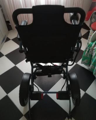 Sedia a rotelle elettrica nuova