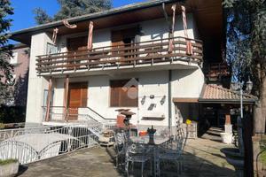 VILLA SINGOLA A MILANO