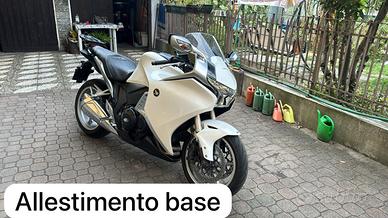 Honda Vfr 1200 F (sc63) 2010 42.000km