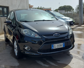 Ford Fiesta titanium 1,4 tdci 2012