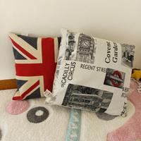 Cuscino Londra London toni bianco nero Covent Gard
