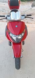 Piaggio Beverly 200 