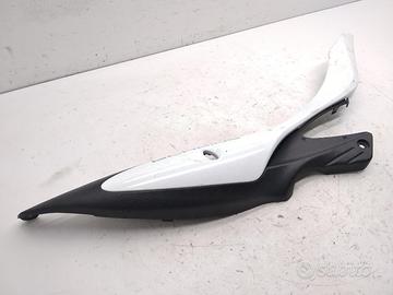 SUZUKI GLADIUS SFV 650 CARENA FIANCATA POSTERIORE 