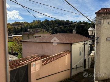 Fabbricato terra cielo nel comune di tito