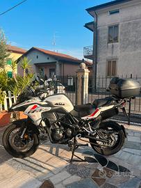 Benelli trk 502x