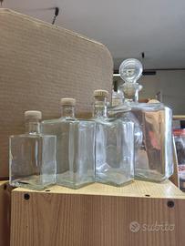 Bottiglie vetro bianco decorative non usate con ta