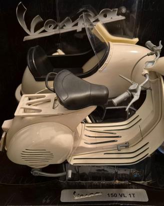 Vespa Sidecar 150 VL 1 T scala 1:6