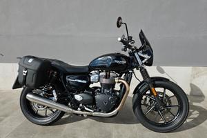 Triumph Street Twin