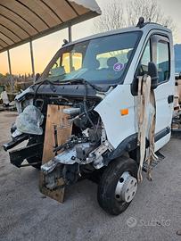 Furgone Renault Mascott ricambi