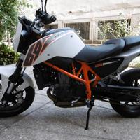 KTM 690 Duke - 2012