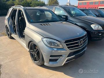 Per ricambi Mercedes GLE 250d