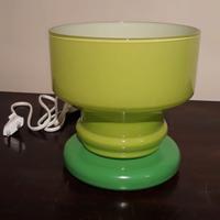 Lampada da tavolo vintage in vetro opalino verde