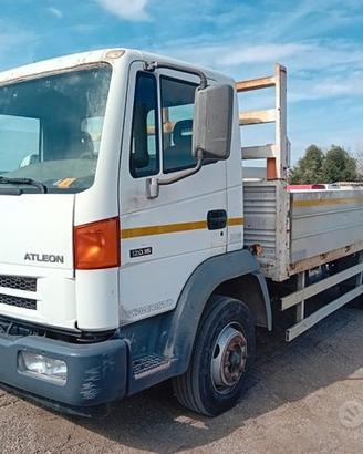 Nissan atleon 120 cassone fisso 5.30m