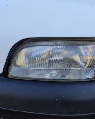Proiettore sinistro FIAT PUNTO 1 del 1998