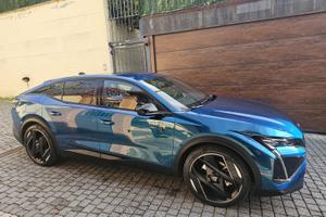 Peugeot 408 first edition plug in hybrid 225 cv