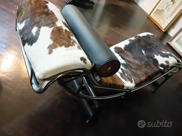 lettino relax o da terapia modello Le Corbusieur