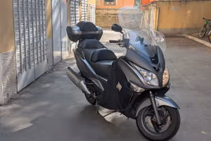Honda Sw-T 400 (11/2011).Buone condizioni generali